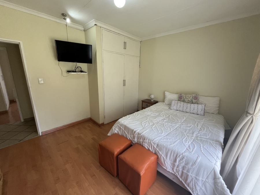 3 Bedroom Property for Sale in Safari Gardens North West